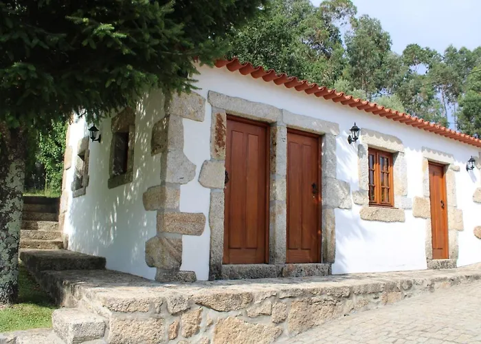 Barcelos Cabin Rentals