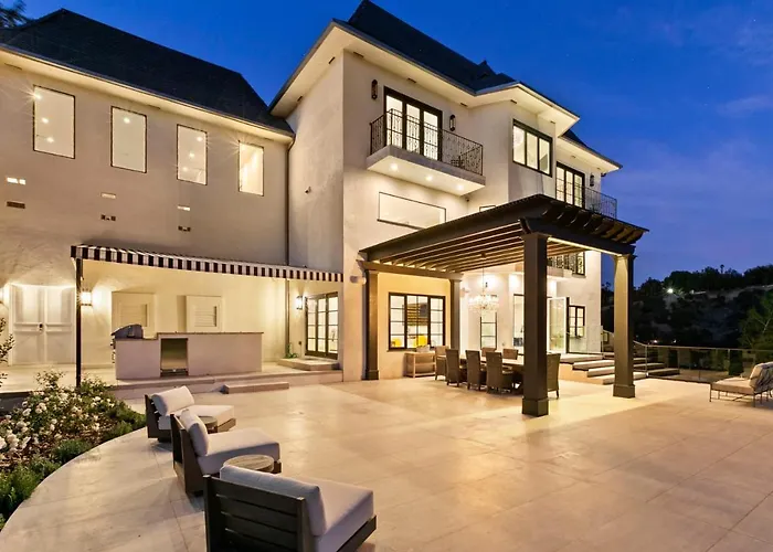Beverly Hills Cabin Rentals