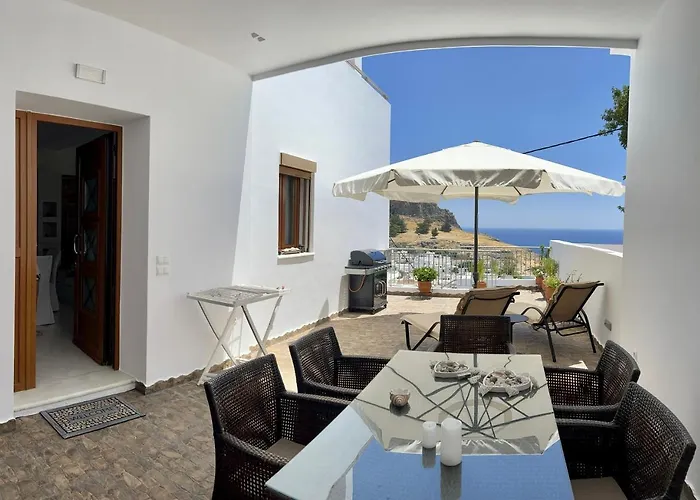 Lindos (Rhodes) Cabin Rentals