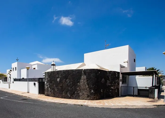 Arrecife (Lanzarote) Cabin Rentals