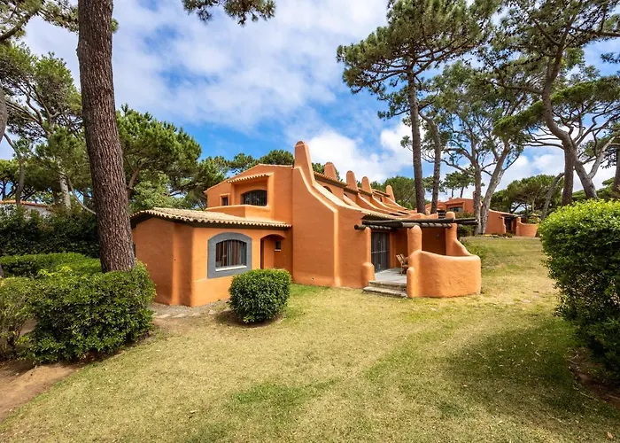 Cascais Cabin Rentals
