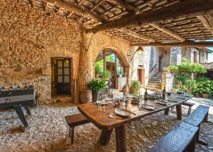 Monteriggioni Cabin Rentals