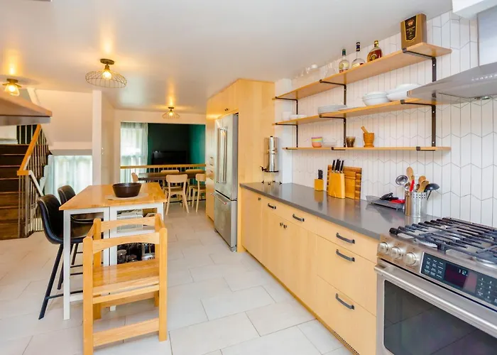Pickering Cabin Rentals