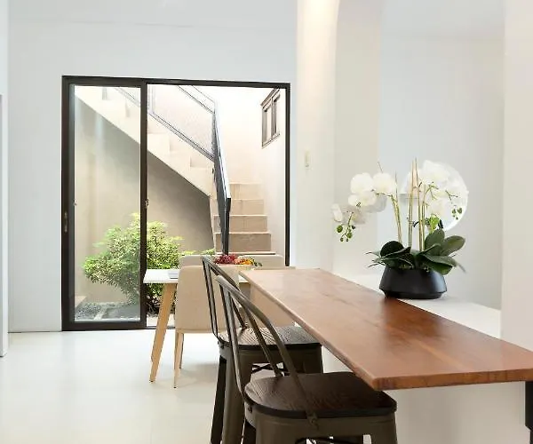 Malang Cabin Rentals