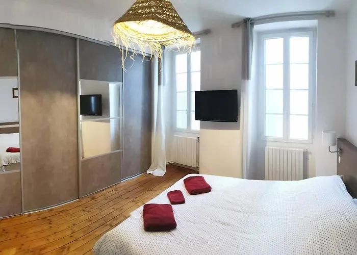 Cognac Cabin Rentals