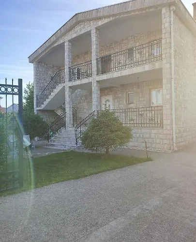 Podgorica Cabin Rentals