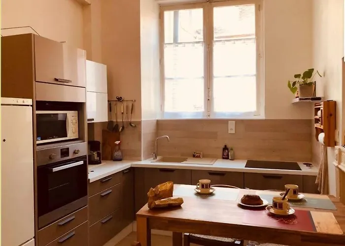 Auxerre Cabin Rentals