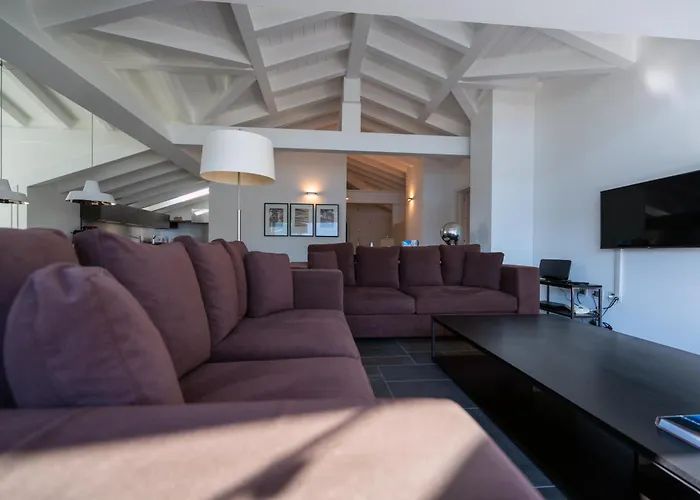 Menaggio Cabin Rentals