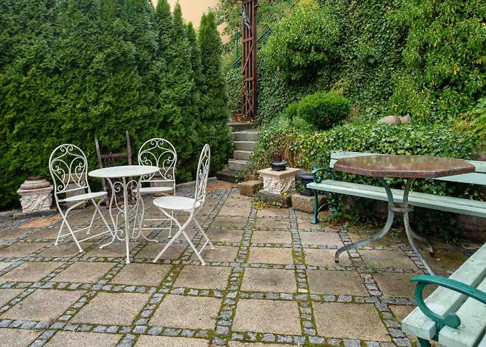 Karlovy Vary Cabin Rentals