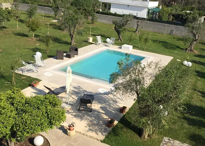 Torre dell'Orso Cabin Rentals