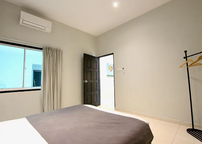 Malacca Cabin Rentals