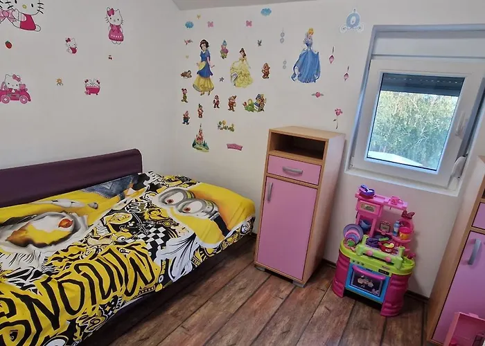 Nis Cabin Rentals