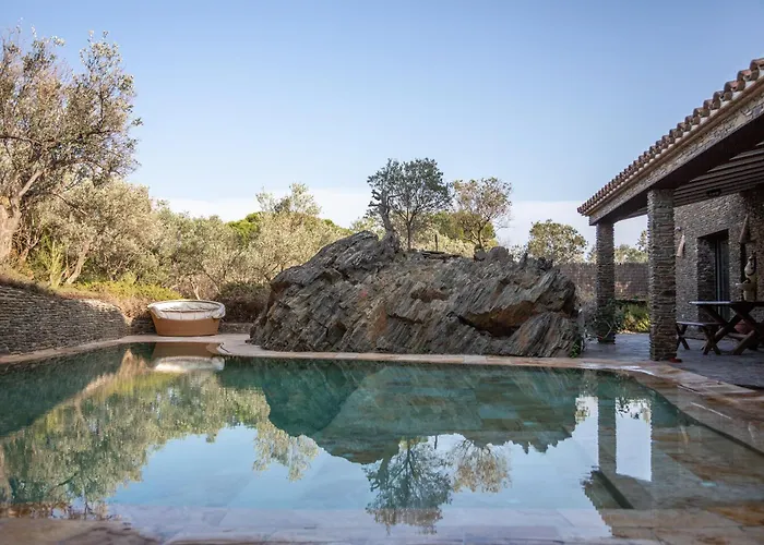 Cadaques Cabin Rentals