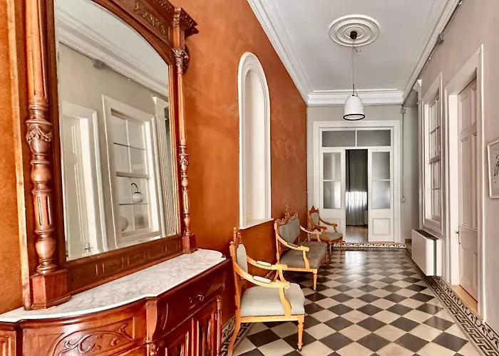 Izmir Cabin Rentals