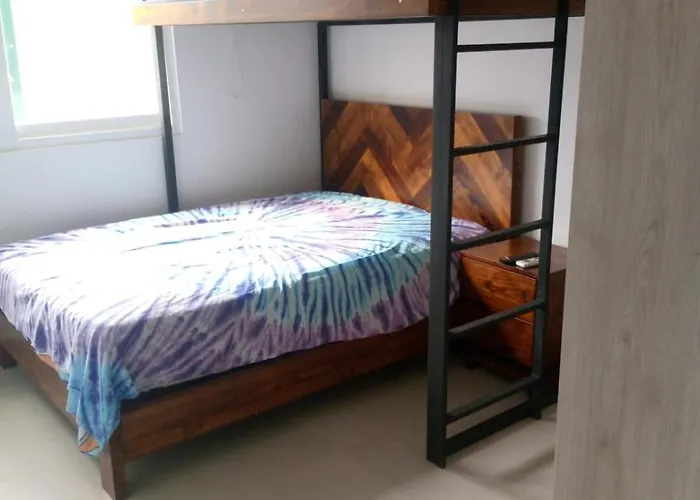 Salinas (Santa Elena) Cabin Rentals