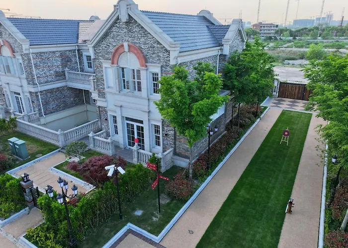 Shanghai Cabin Rentals