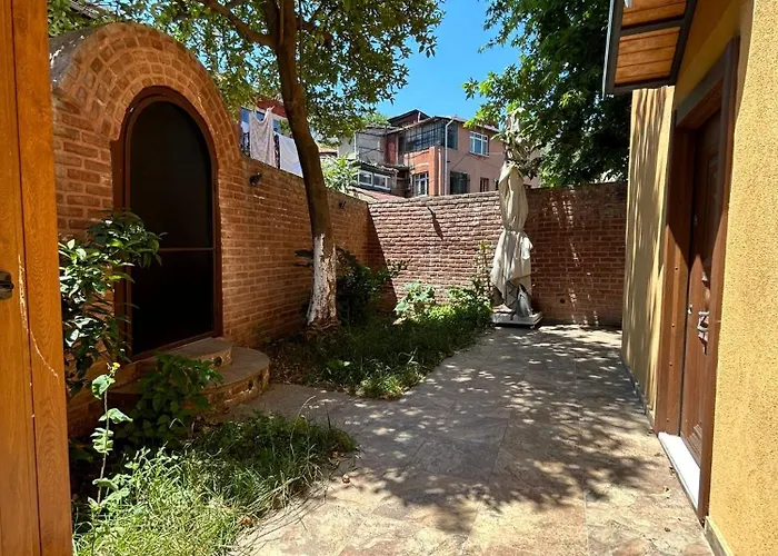 Istanbul Cabin Rentals