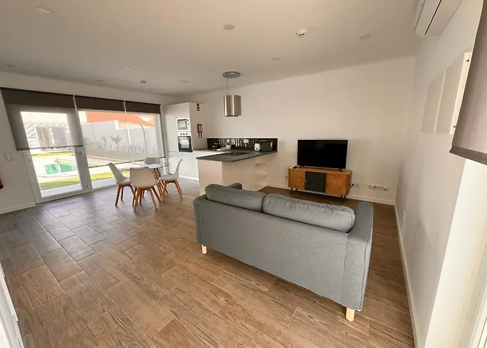 Caldas Da Rainha Cabin Rentals