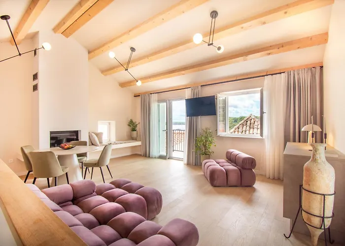 Hvar Town Cabin Rentals