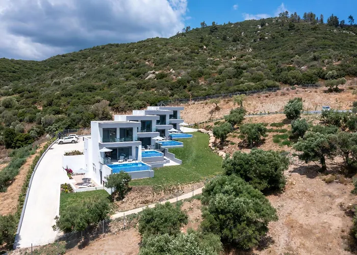 Sarti Cabin Rentals