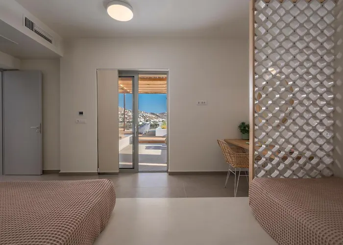 Chora (Ios) Cabin Rentals