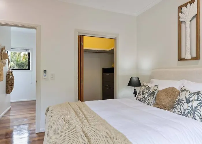 Port Douglas Cabin Rentals