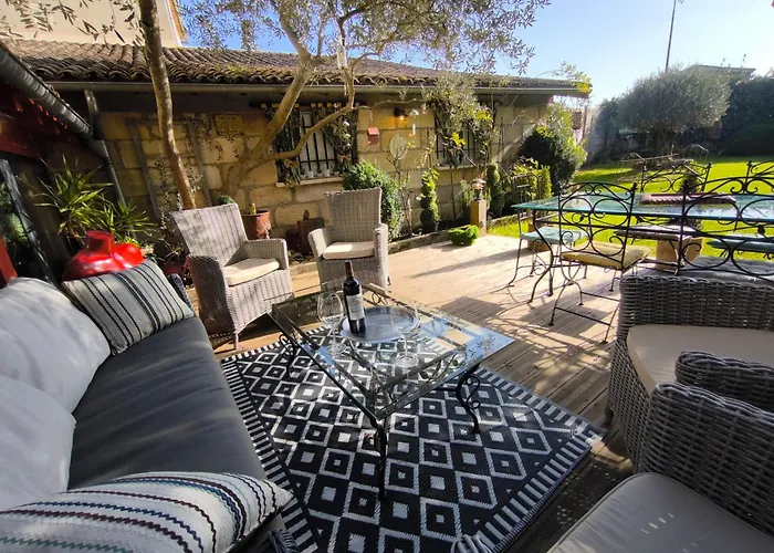 Saint-Emilion Cabin Rentals
