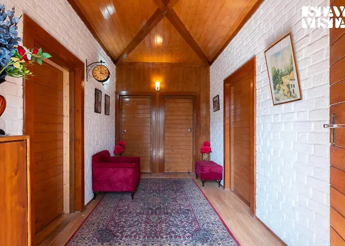 Gulmarg Cabin Rentals