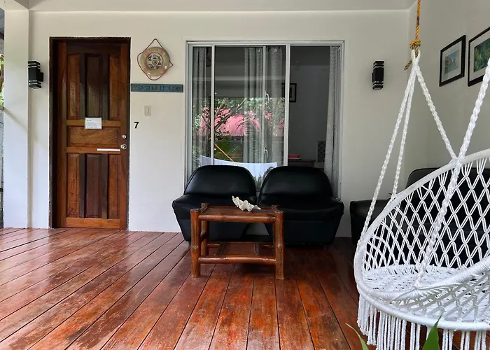General Luna (Surigao del Norte) Cabin Rentals