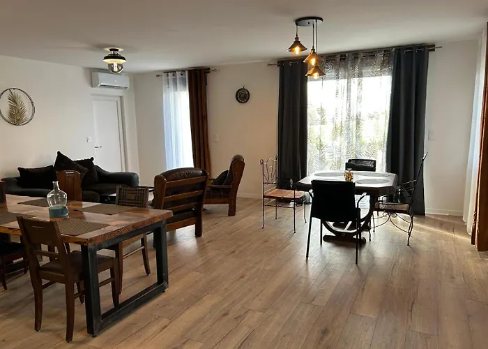Limoges Cabin Rentals