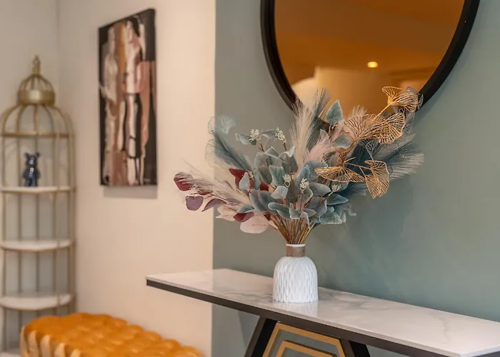 London Cabin Rentals