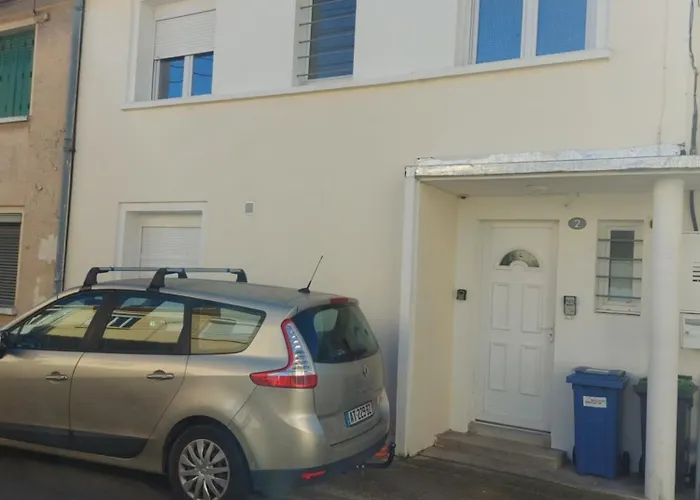 Toulouse Cabin Rentals