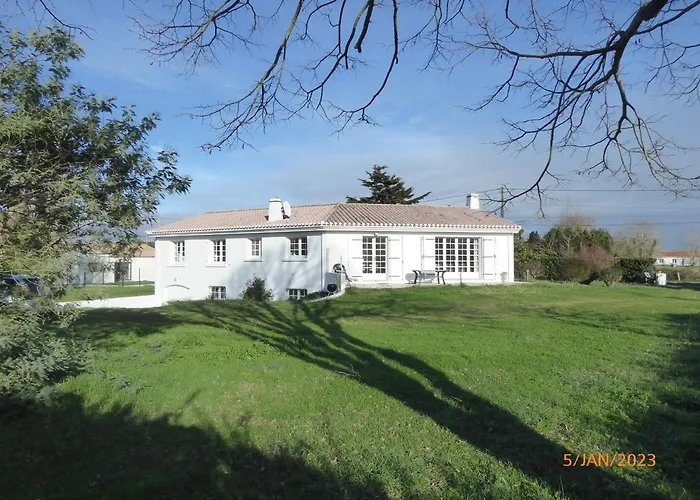 Saint-Hilaire-de-Riez Cabin Rentals