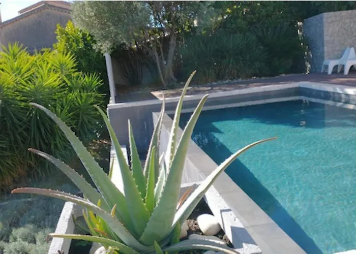 Vallauris Cabin Rentals