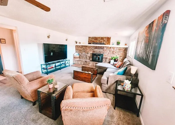 Colorado Springs Cabin Rentals