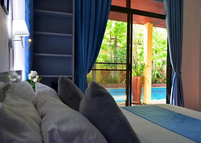Jomtien Beach Cabin Rentals