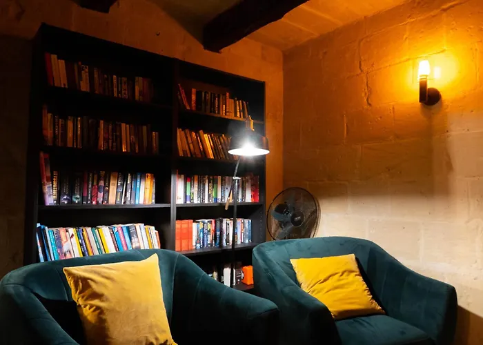 Valletta Cabin Rentals