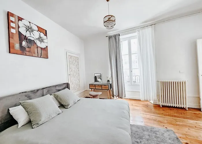 Epernay Cabin Rentals