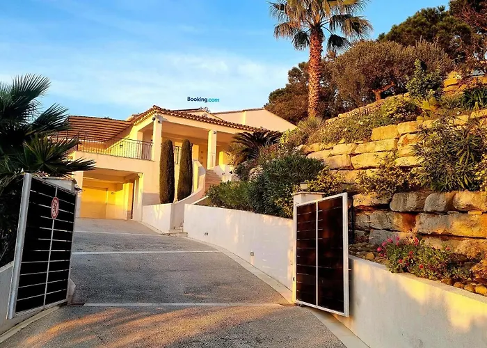 Sainte-Maxime Cabin Rentals