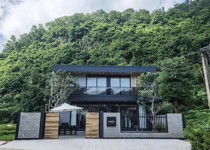 Hai Phong Cabin Rentals