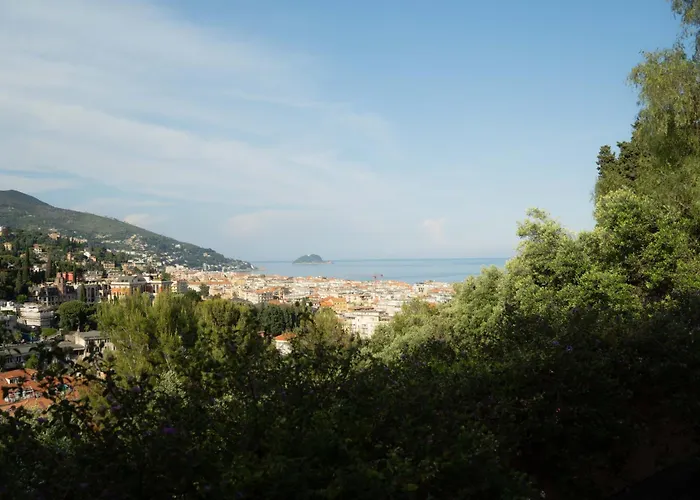 Alassio Cabin Rentals