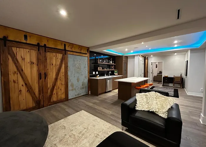 North Vancouver Cabin Rentals