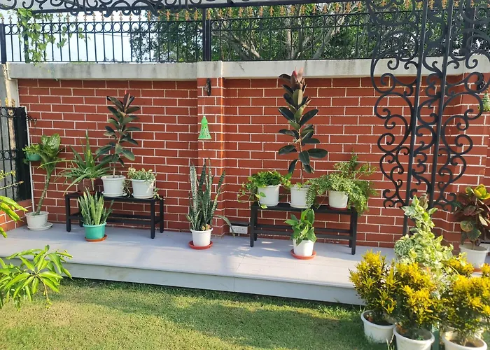 Kolkata Cabin Rentals