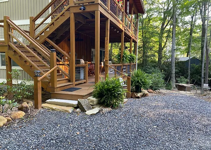 Black Mountain Cabin Rentals