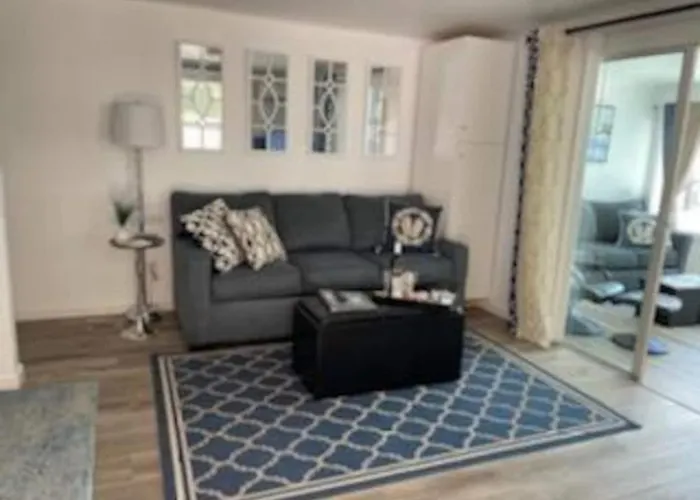 Englewood Cabin Rentals