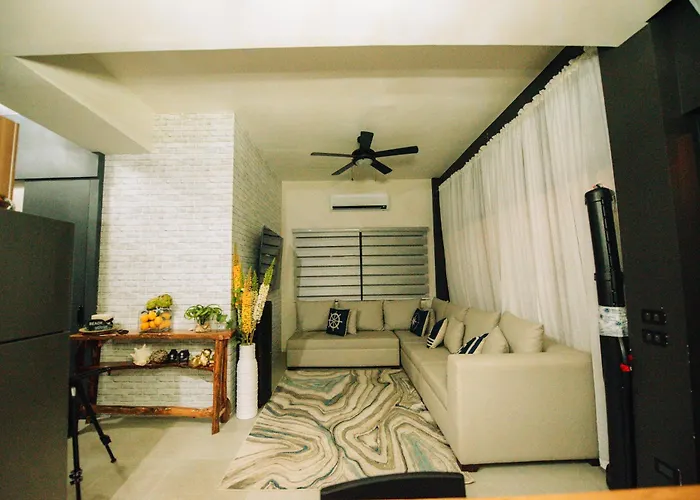 San Juan (Batangas) Cabin Rentals