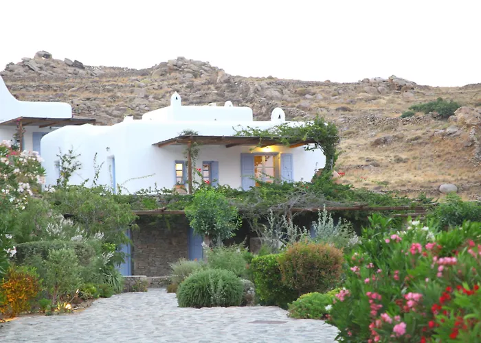 Super Paradise Beach (Mykonos) Cabin Rentals