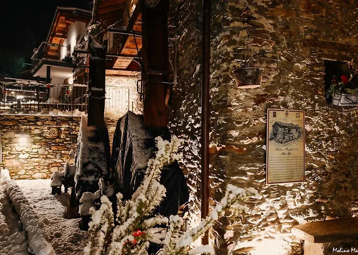 Colico Cabin Rentals