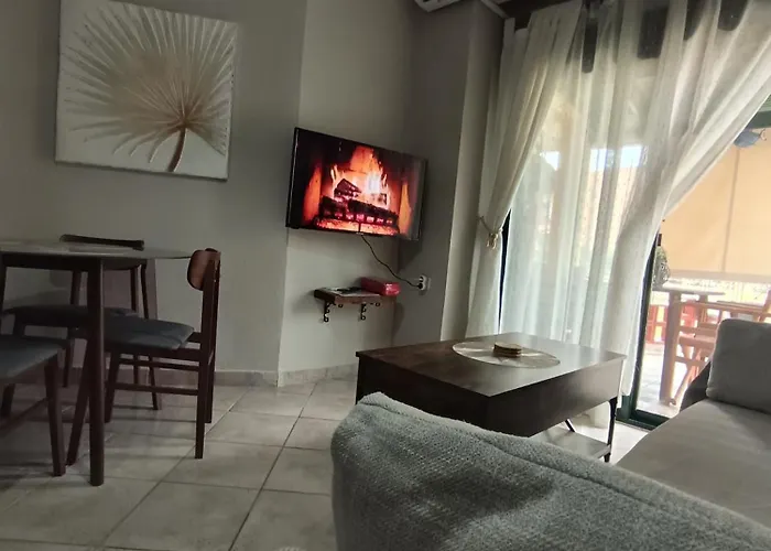 Nikiti (Sithonia) Cabin Rentals
