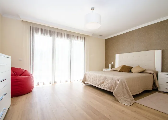Marbella Cabin Rentals